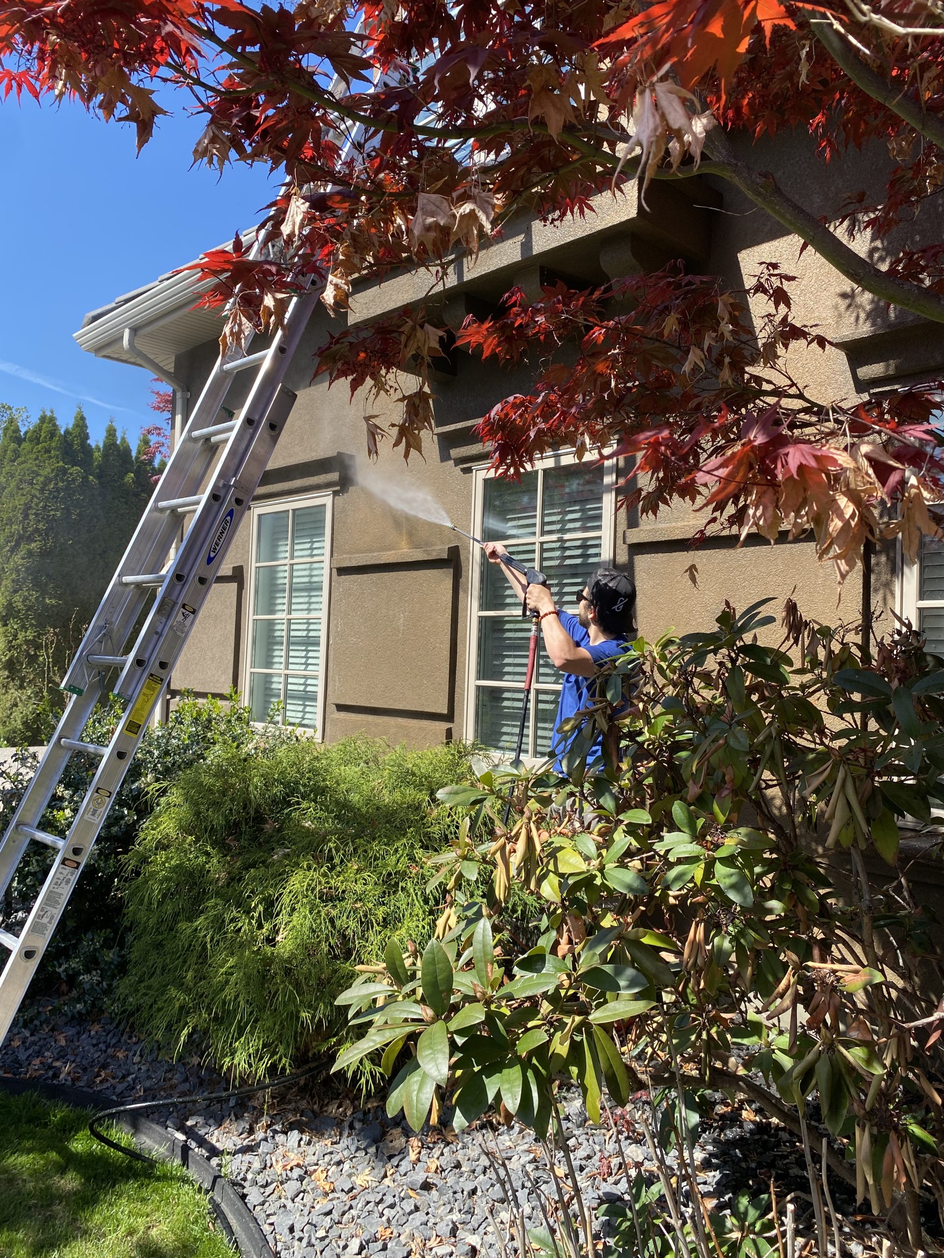 soft washing on exterior residence in kelowna bc